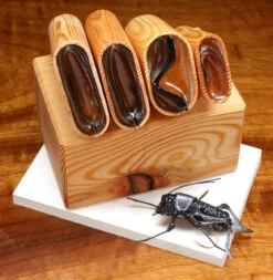 Hareline Tomsu's Supreme Cricket Leg Cutter